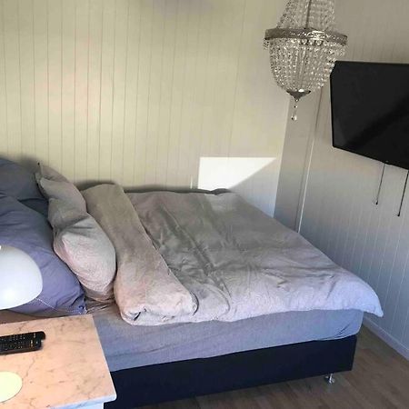 Stort Hus I Porsgrunn Sentrum Med Gangavstand Til "Alt" & Gratis Parkering Til Flere Biler エクステリア 写真